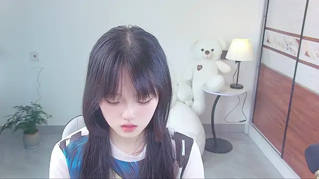Snapshot of Evil-Bunny007 chatting on May 14, 2026, 9:38 am Evil-Bunny007 online show from May 14, 2026, 9:38 am