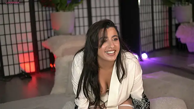 Snapshot of AliceVergara chatting on May 29, 2026, 6:28 pm AliceVergara online show from May 29, 2026, 6:28 pm