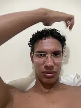 gabrielsalu online show from June 2, 2026, 6:43 pm