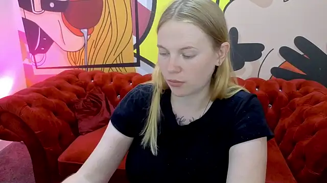 Snapshot of NikkyReyyy chatting on July 8, 2026, 6:07 am NikkyReyyy online show from July 8, 2026, 6:07 am