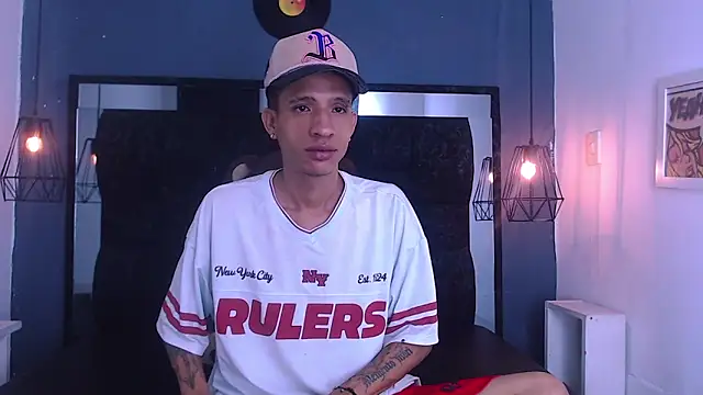 anxiuos miller online show from June 6, 2026, 3:33 am
