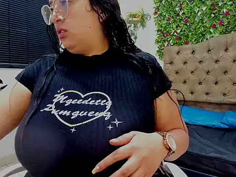 Candy Curvyy online show from May 20, 2026, 12:55 pm
