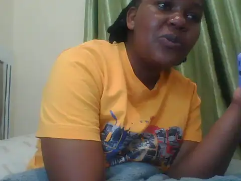 Snapshot of sexy_dove chatting on June 20, 2026, 8:11 pm sexy dove online show from June 20, 2026, 8:11 pm