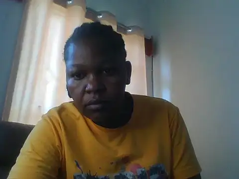 Snapshot of sexy_dove chatting on June 21, 2026, 9:23 am sexy dove online show from June 21, 2026, 9:23 am