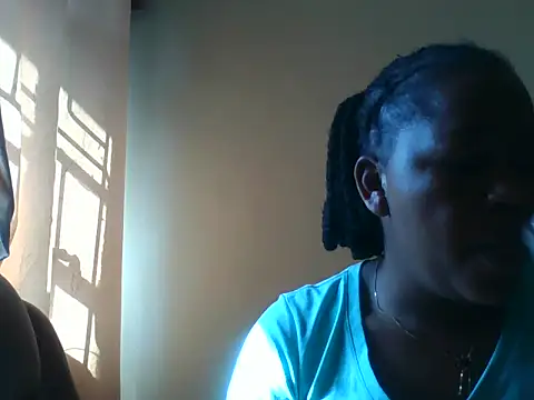 Snapshot of sexy_dove chatting on June 23, 2026, 7:06 am sexy dove online show from June 23, 2026, 7:06 am