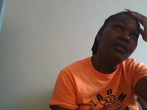 Snapshot of sexy_dove chatting on July 7, 2026, 7:23 am sexy dove online show from July 7, 2026, 7:23 am