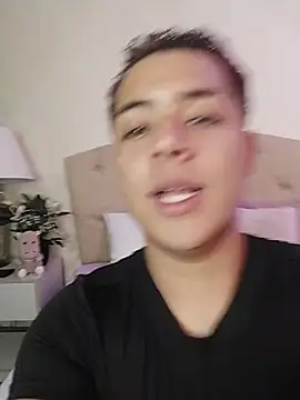 Snapshot of Darian_laforteza chatting on May 22, 2026, 8:25 pm Darian laforteza online show from May 22, 2026, 8:25 pm