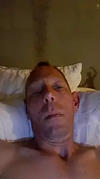 040CamBoy040 online show from August 7, 2026, 2:24 am
