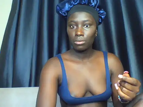 Snapshot of Sexxy_Melany_ chatting on June 21, 2026, 9:12 am Sexxy Melany online show from June 21, 2026, 9:12 am