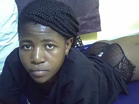 Snapshot of Sweet-tatiana chatting on May 23, 2026, 7:13 am Sweet-tatiana online show from May 23, 2026, 7:13 am