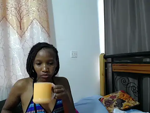 Snapshot of KittyFay chatting on May 28, 2026, 9:06 am KittyFay online show from May 28, 2026, 9:06 am