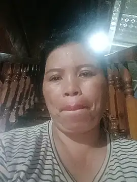 Snapshot of -Yeyi- chatting on May 26, 2026, 12:12 pm -Yeyi- online show from May 26, 2026, 12:12 pm