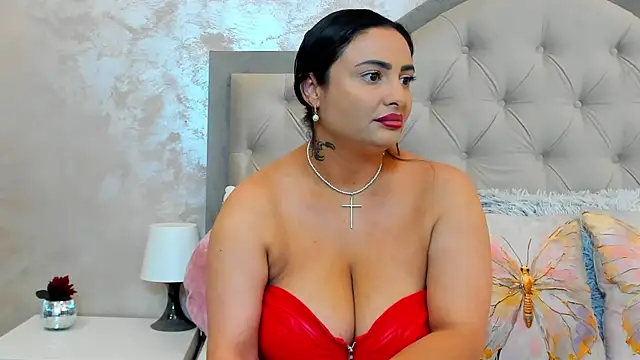 Bianca Vale online show from July 10, 2026, 4:50 am
