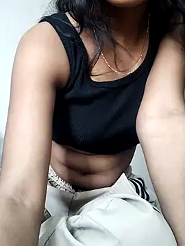 Snapshot of Hot_Rozy chatting on May 29, 2026, 4:10 am Hot Rozy online show from May 29, 2026, 4:10 am