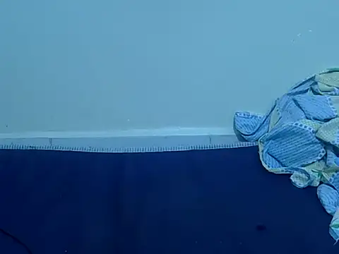 Snapshot of sexy_candi chatting on May 26, 2026, 9:33 pm sexy candi online show from May 26, 2026, 9:33 pm