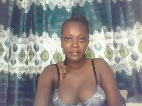 Snapshot of Beutymelani chatting on May 21, 2026, 1:18 pm Beutymelani online show from May 21, 2026, 1:18 pm