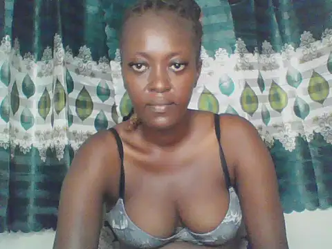 Snapshot of Beutymelani chatting on May 22, 2026, 2:44 pm Beutymelani online show from May 22, 2026, 2:44 pm
