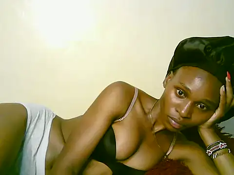 cute tasha2 online show from May 26, 2026, 8:16 pm
