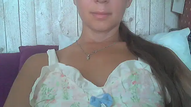 Bella--White online show from June 29, 2026, 6:19 am