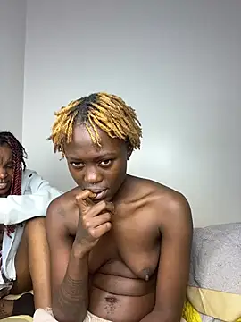 realcoochie online show from July 5, 2026, 4:03 pm