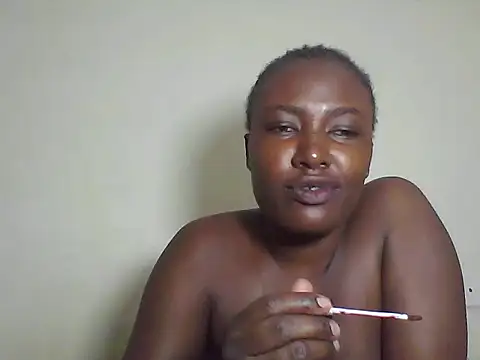 Blackqueen5 online show from July 12, 2026, 6:21 pm