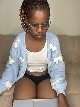 softglamqueen online show from July 15, 2026, 4:07 am