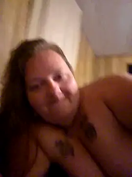 subbybabygirl696985 online show from May 19, 2026, 1:33 am