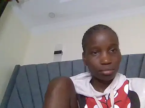 Snapshot of slimy_gal12 chatting on June 25, 2026, 6:01 pm slimy gal12 online show from June 25, 2026, 6:01 pm