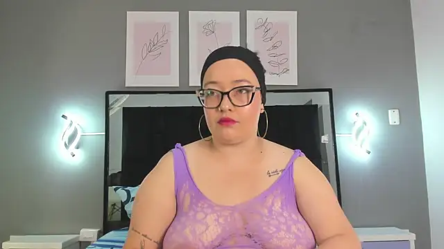 Snapshot of zoe_curvyy chatting on July 9, 2026, 12:09 pm zoe curvyy online show from July 9, 2026, 12:09 pm