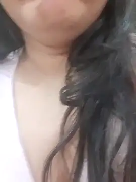 Snapshot of sexyellisa chatting on May 29, 2026, 9:46 pm sexyellisa online show from May 29, 2026, 9:46 pm