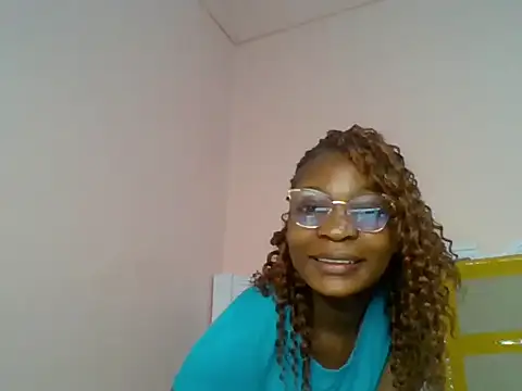 Snapshot of Ariana254 chatting on May 26, 2026, 1:07 pm Ariana254 online show from May 26, 2026, 1:07 pm