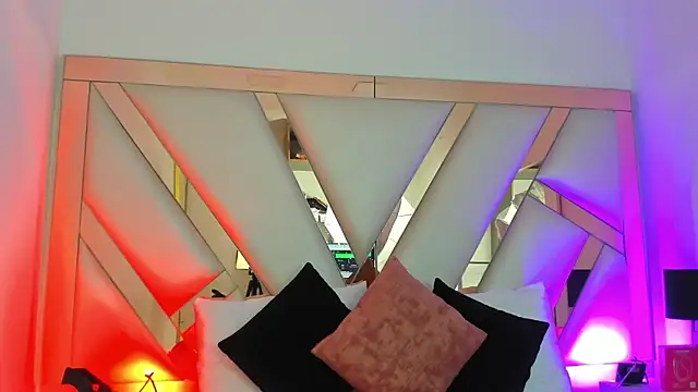 AliceCruzz online show from July 10, 2026, 12:19 pm