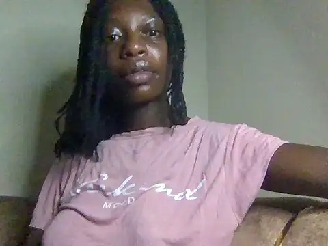 Snapshot of miss_petite0 chatting on May 23, 2026, 6:51 am miss petite0 online show from May 23, 2026, 6:51 am