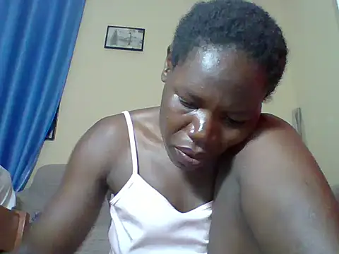 Blacksexyqueen24 online show from May 17, 2026, 11:01 pm