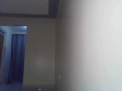 Smalltittsbigass online show from July 13, 2026, 10:01 pm