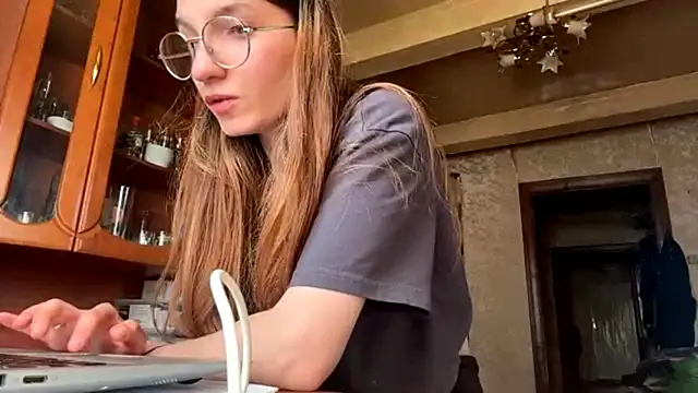 Snapshot of SparkleJebb chatting on May 24, 2026, 3:06 pm SparkleJebb online show from May 24, 2026, 3:06 pm