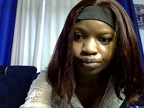 Snapshot of Snacky_ chatting on May 18, 2026, 5:24 am Snacky online show from May 18, 2026, 5:24 am