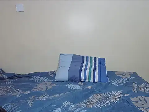 sexxy apple online show from July 2, 2026, 5:24 am
