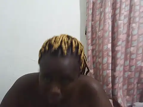 yummyqueen254 online show from July 14, 2026, 7:30 pm