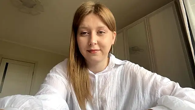 Snapshot of HeyItsAgata chatting on May 21, 2026, 10:33 am HeyItsAgata online show from May 21, 2026, 10:33 am