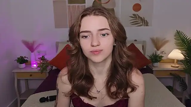 TayloryStar online show from July 4, 2026, 11:38 am