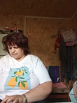 LisichkaOksana online show from July 10, 2026, 5:34 am