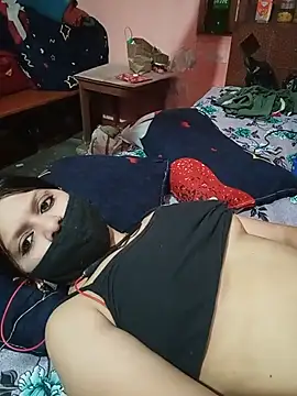 Snapshot of ZOYA-STRIP chatting on July 1, 2026, 8:41 pm ZOYA-STRIP online show from July 1, 2026, 8:41 pm