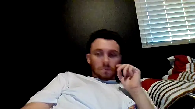 Tallhungcloudyyy online show from May 22, 2026, 2:30 am