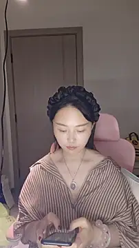 Snapshot of lylxili chatting on June 4, 2026, 9:26 am lylxili online show from June 4, 2026, 9:26 am