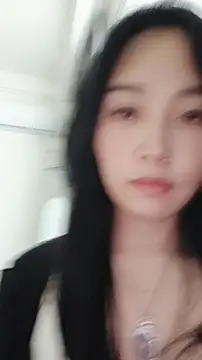 Snapshot of lylxili chatting on June 7, 2026, 8:18 am lylxili online show from June 7, 2026, 8:18 am