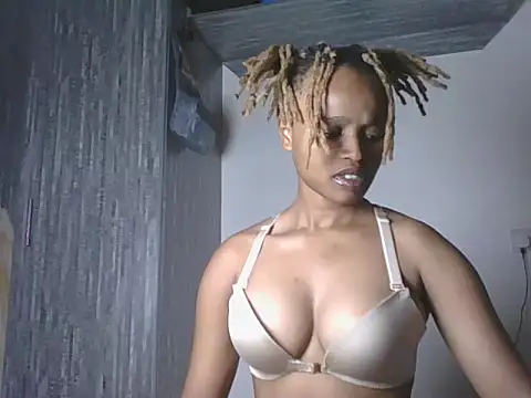 Tempting Ebony online show from June 6, 2026, 2:16 am