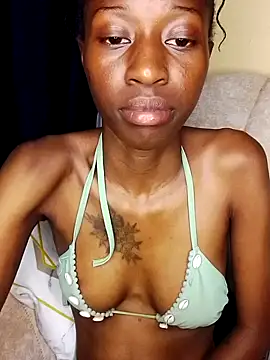 MyrahEbony online show from June 11, 2026, 6:39 pm