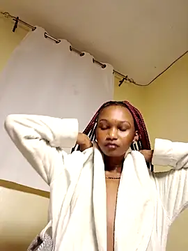 Sugarpie  online show from May 25, 2026, 2:39 am