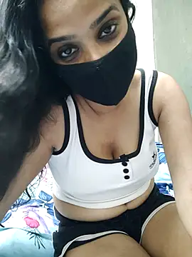 Snapshot of Amrita_Thakur01 chatting on May 28, 2026, 1:30 pm Amrita Thakur01 online show from May 28, 2026, 1:30 pm